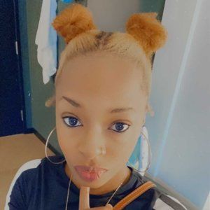 Meet your Posher, Tonisha